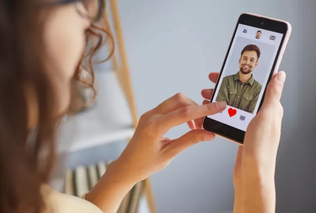 Aplicativos de namoro